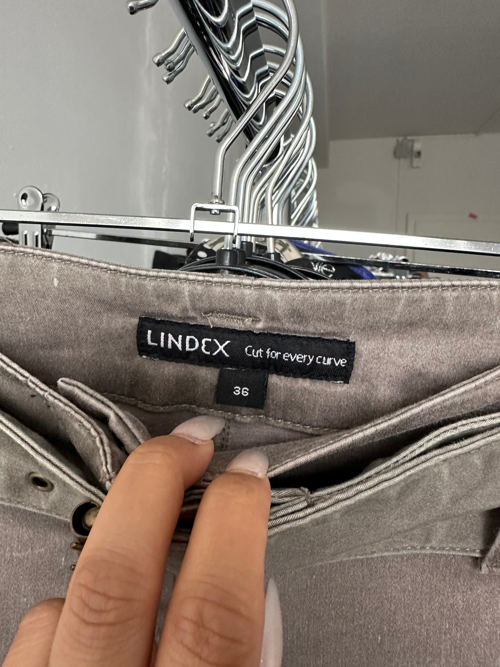 Pants with belt included