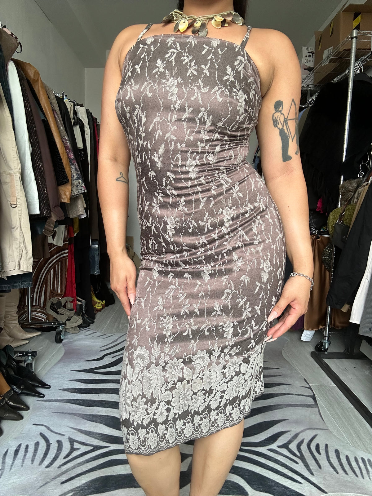 Midi dress with floral prints