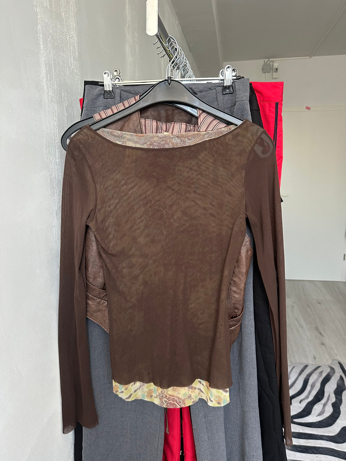 Mesh longsleeve blouse