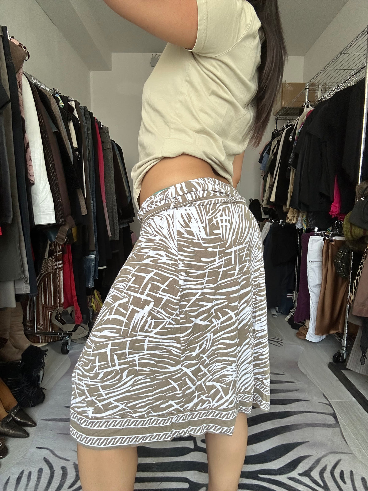 Midi skirt with prints