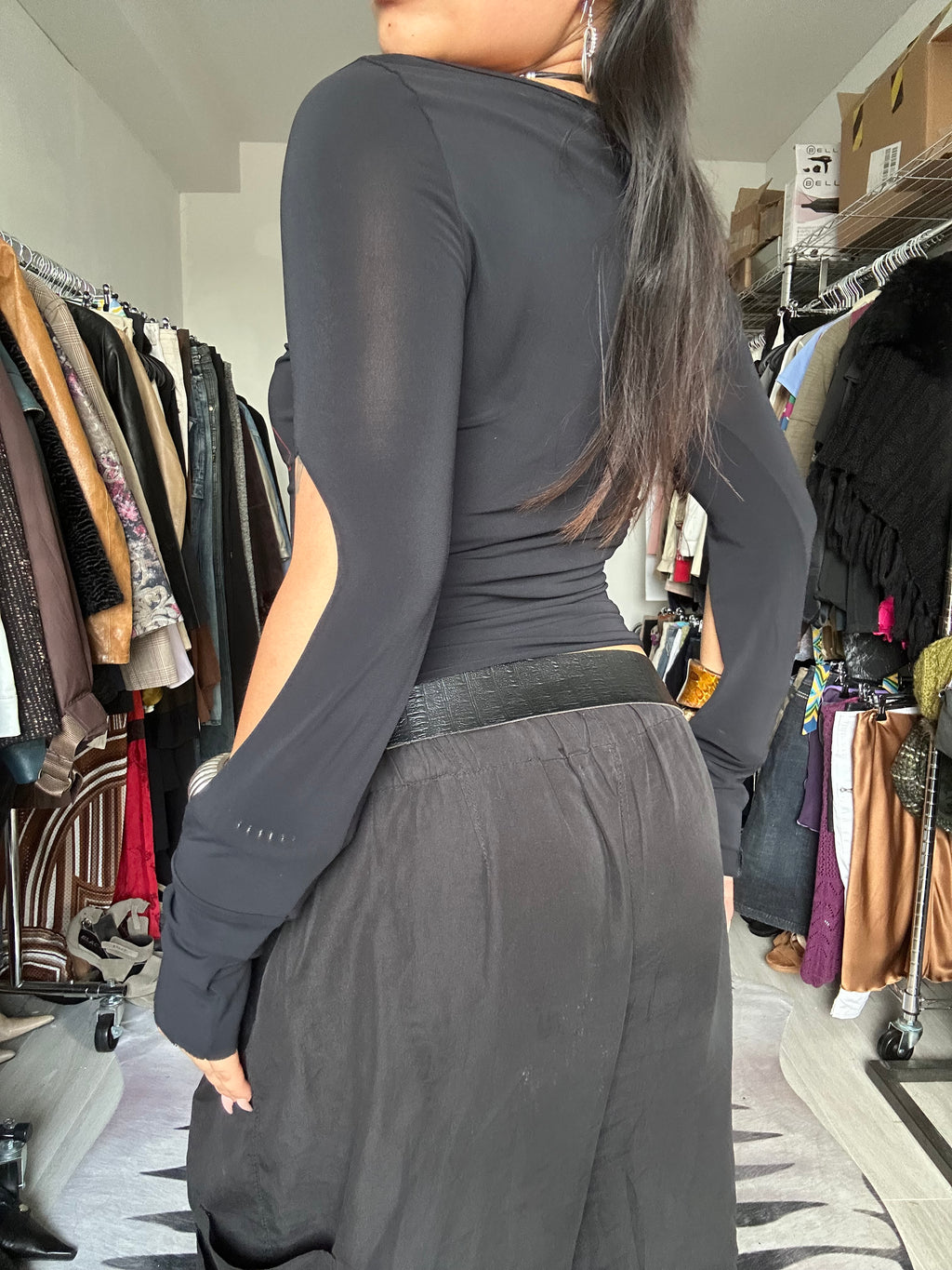 Longsleeve blouse with cut outs