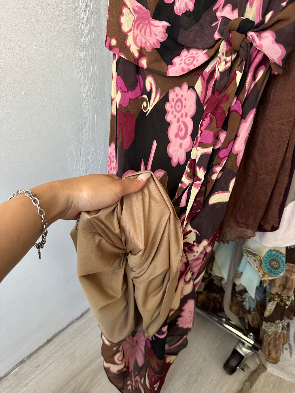 Maxi dress with floral prints