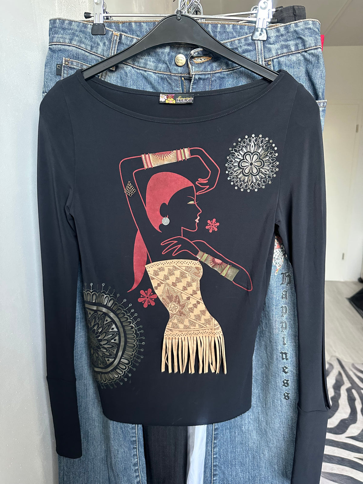 Longsleeve blouse with cut outs