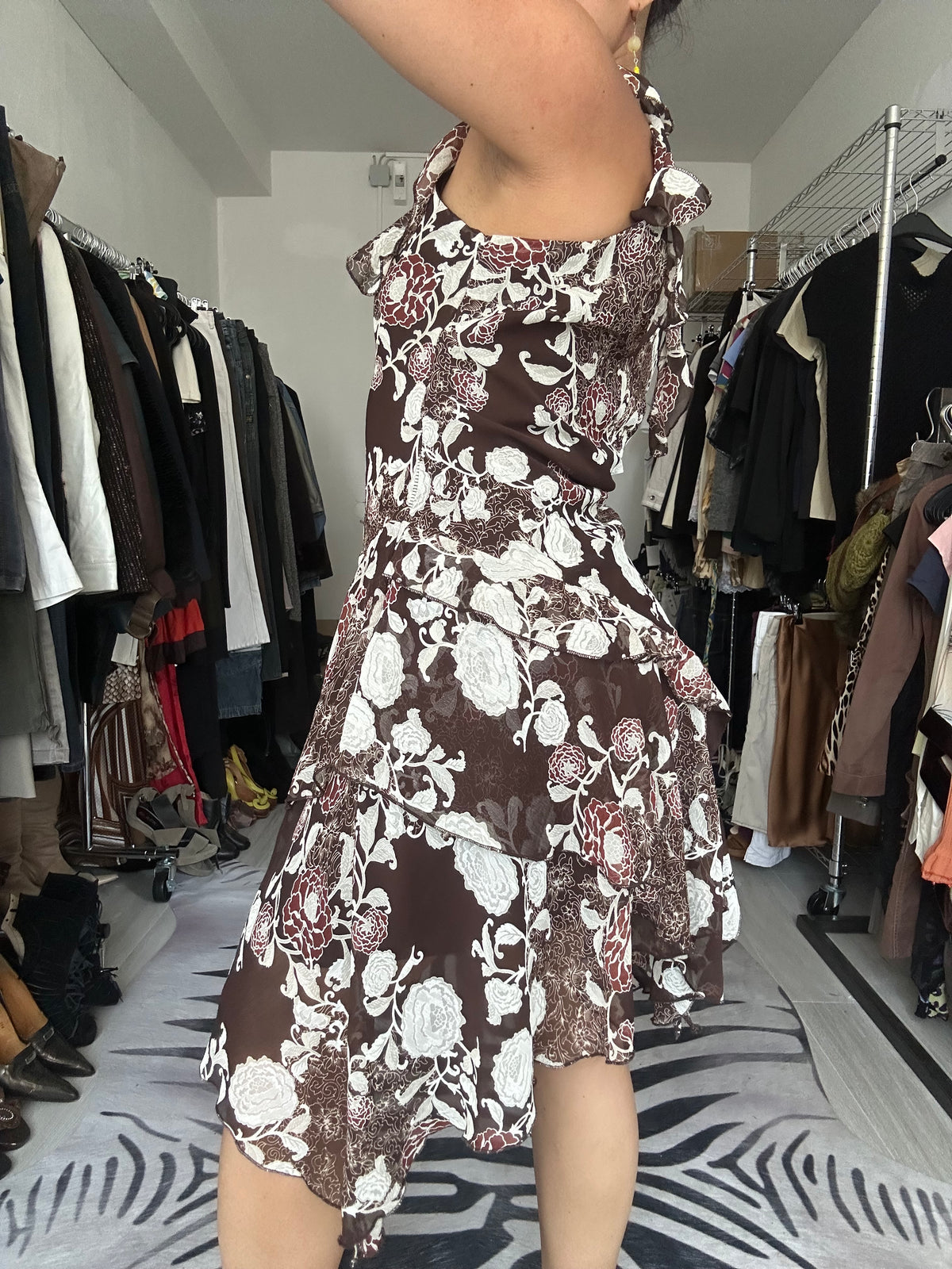 Midi dress with floral prints