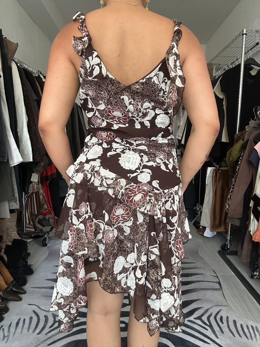 Midi dress with floral prints