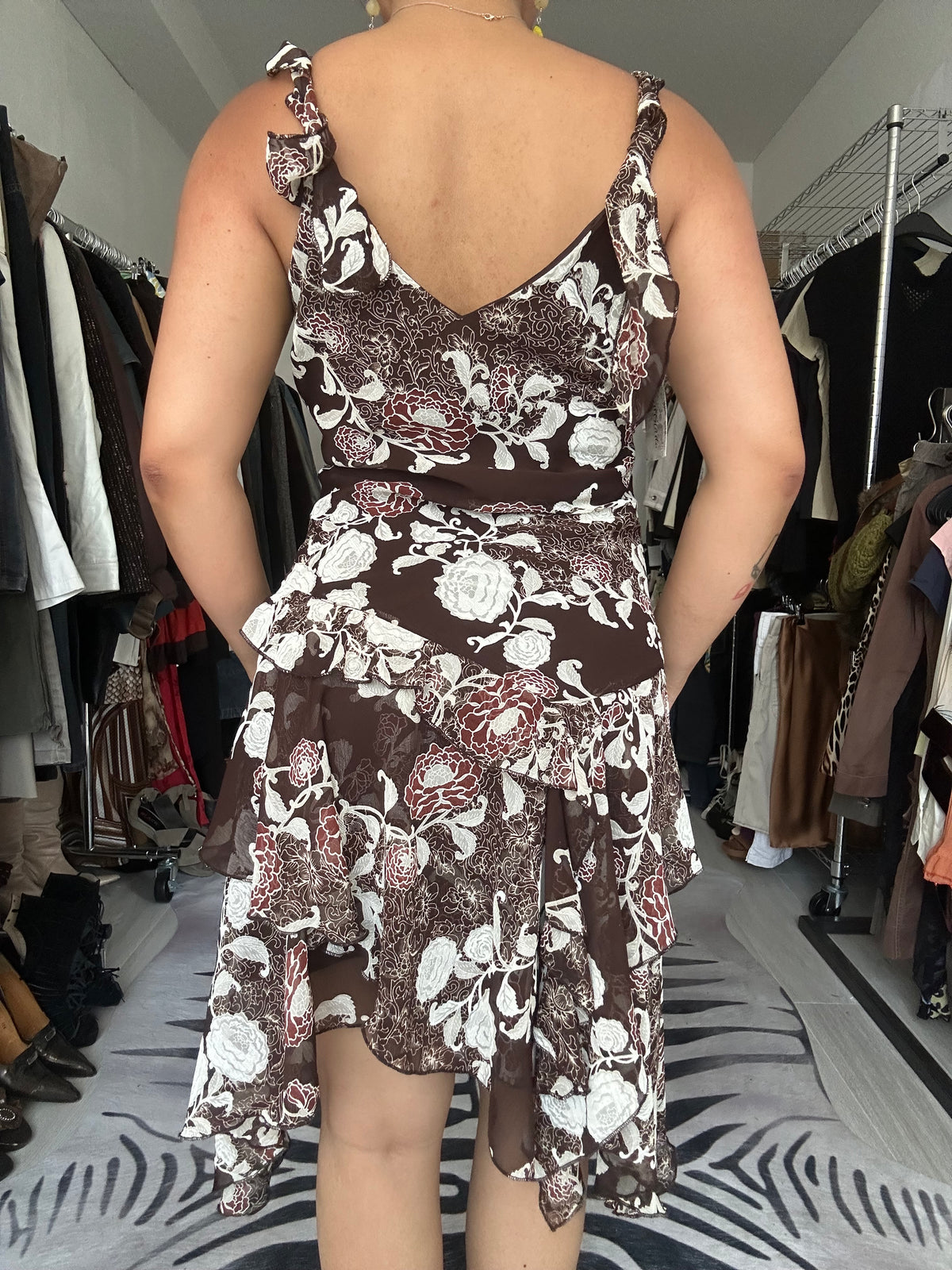 Midi dress with floral prints