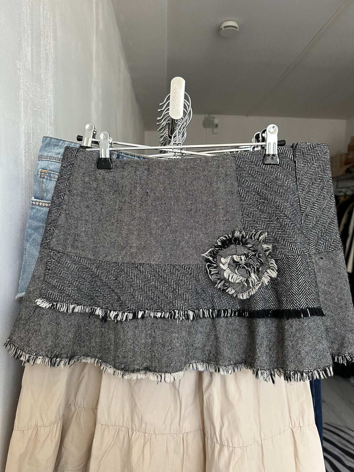 Mini wool skirt