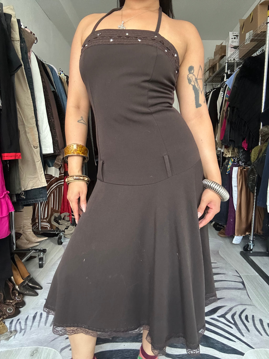 Midi dress with paillettes and laces