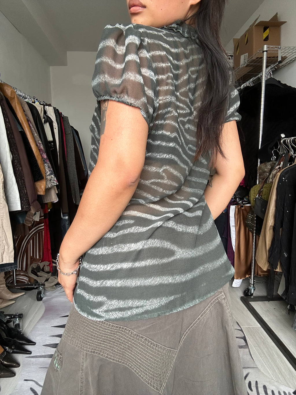 Blouse with animal print