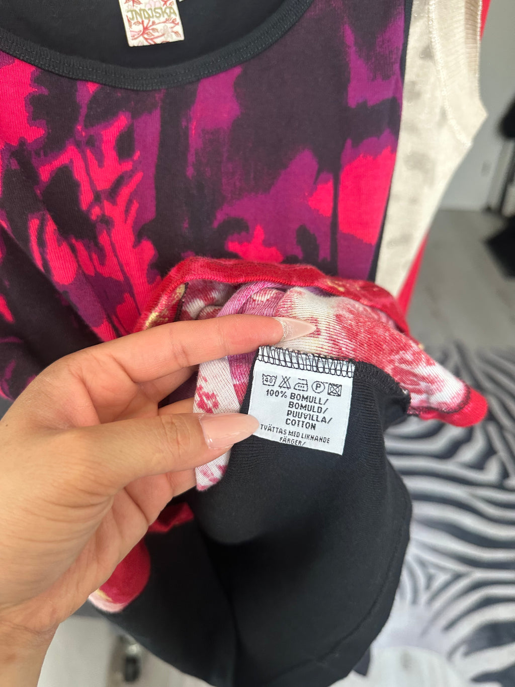 Top with hawaii print