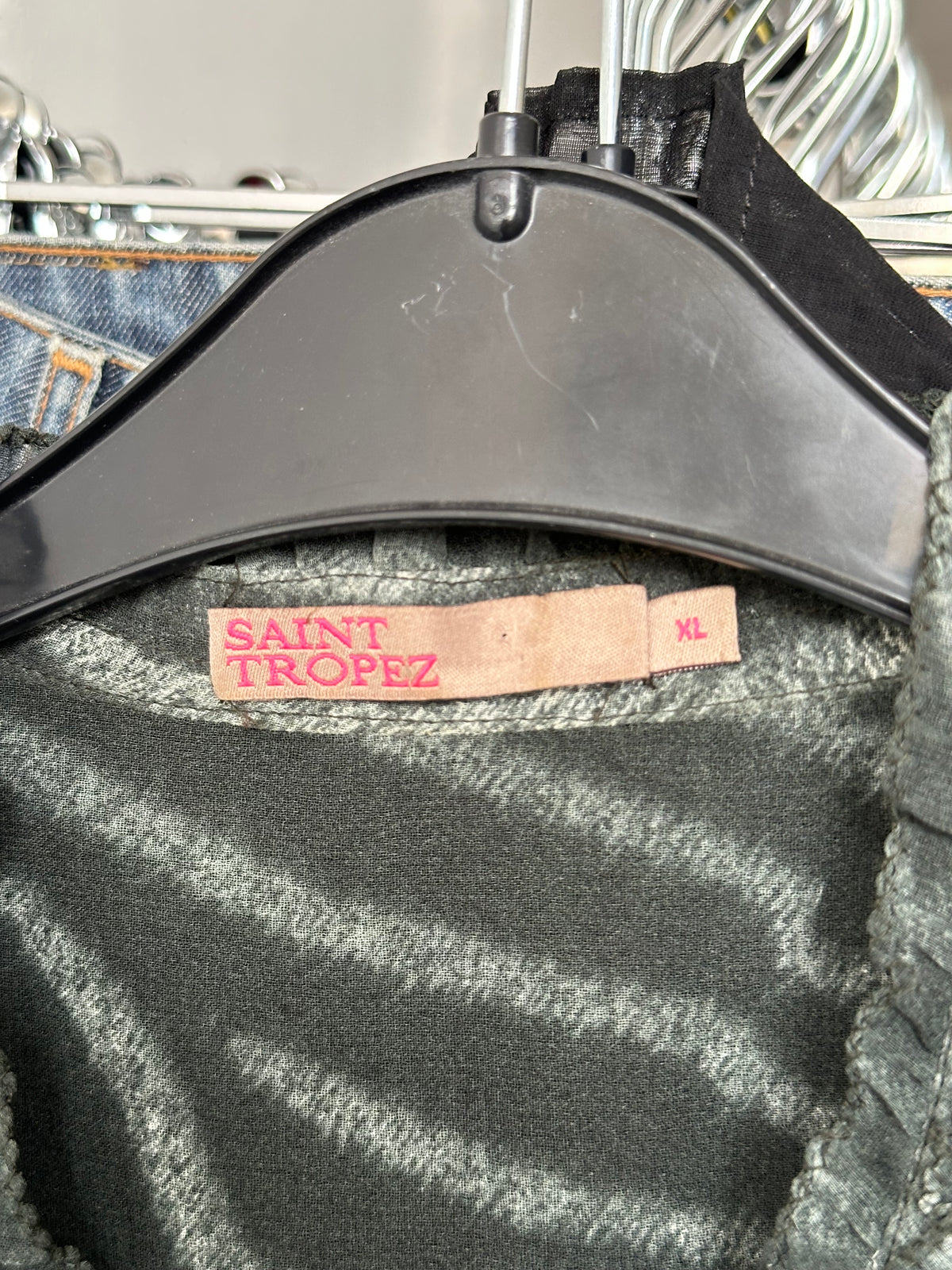 Blouse with animal print