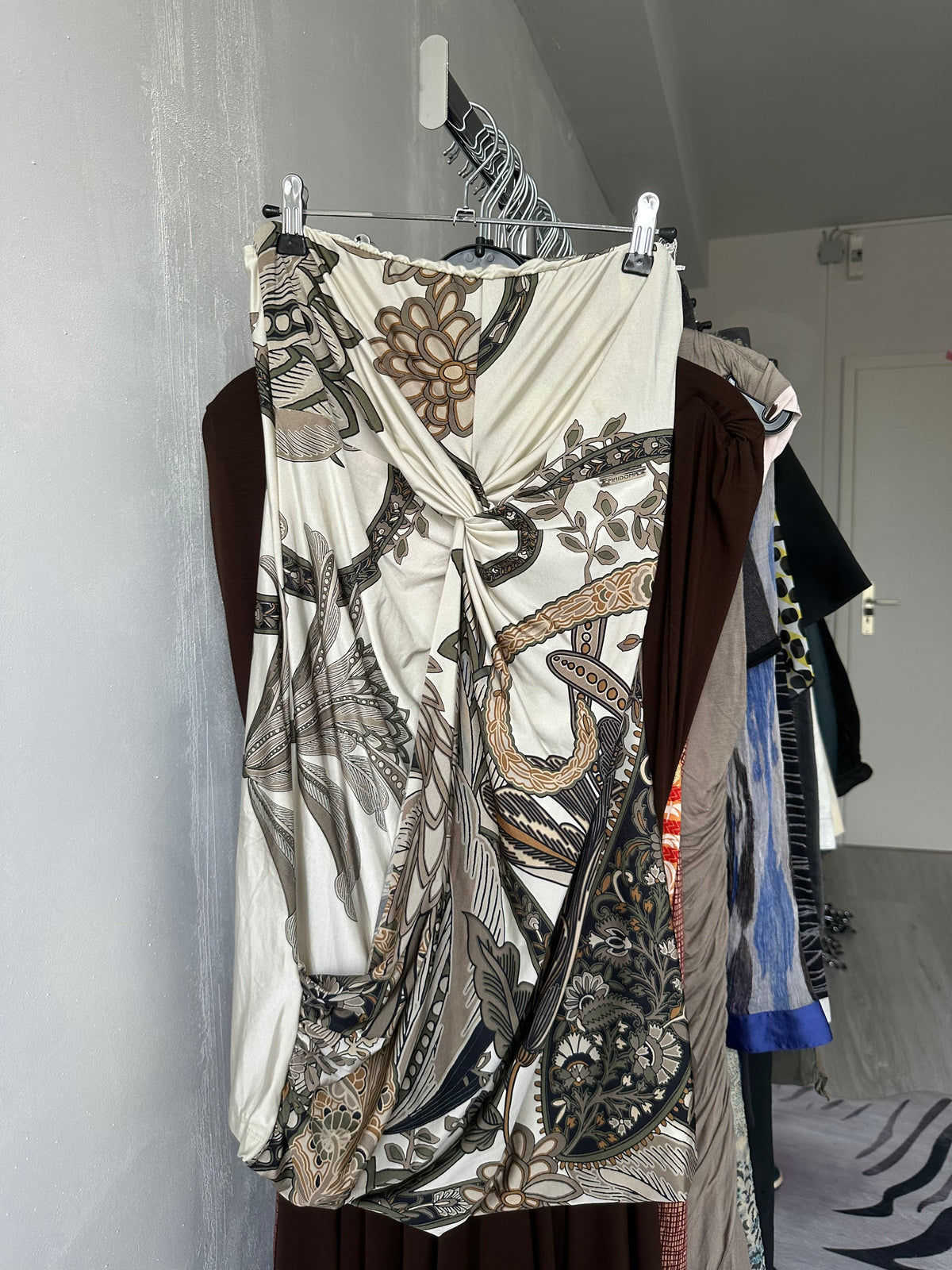 Mini tube dress with prints