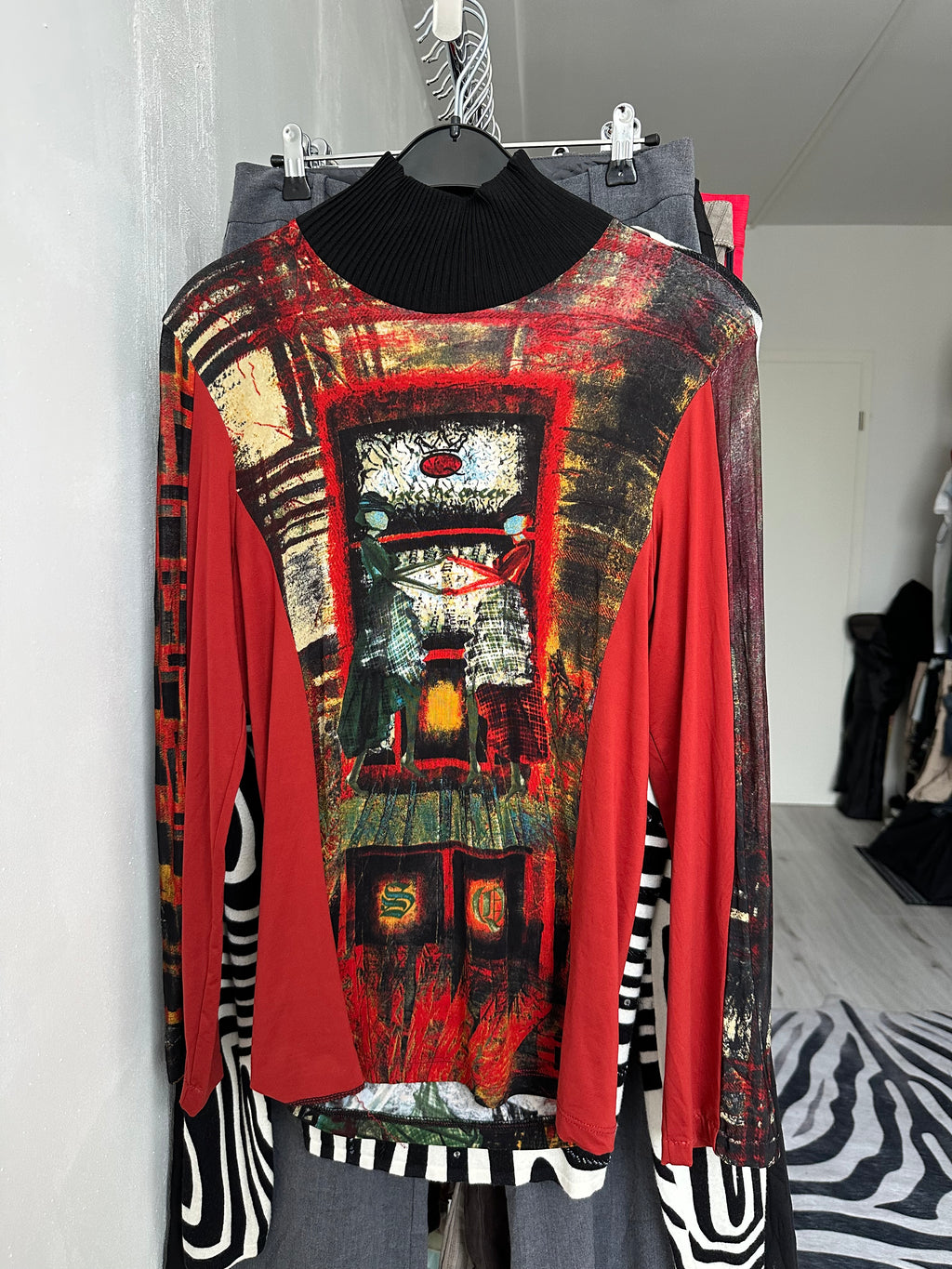 Vintage Save the Queen longsleeve blouse